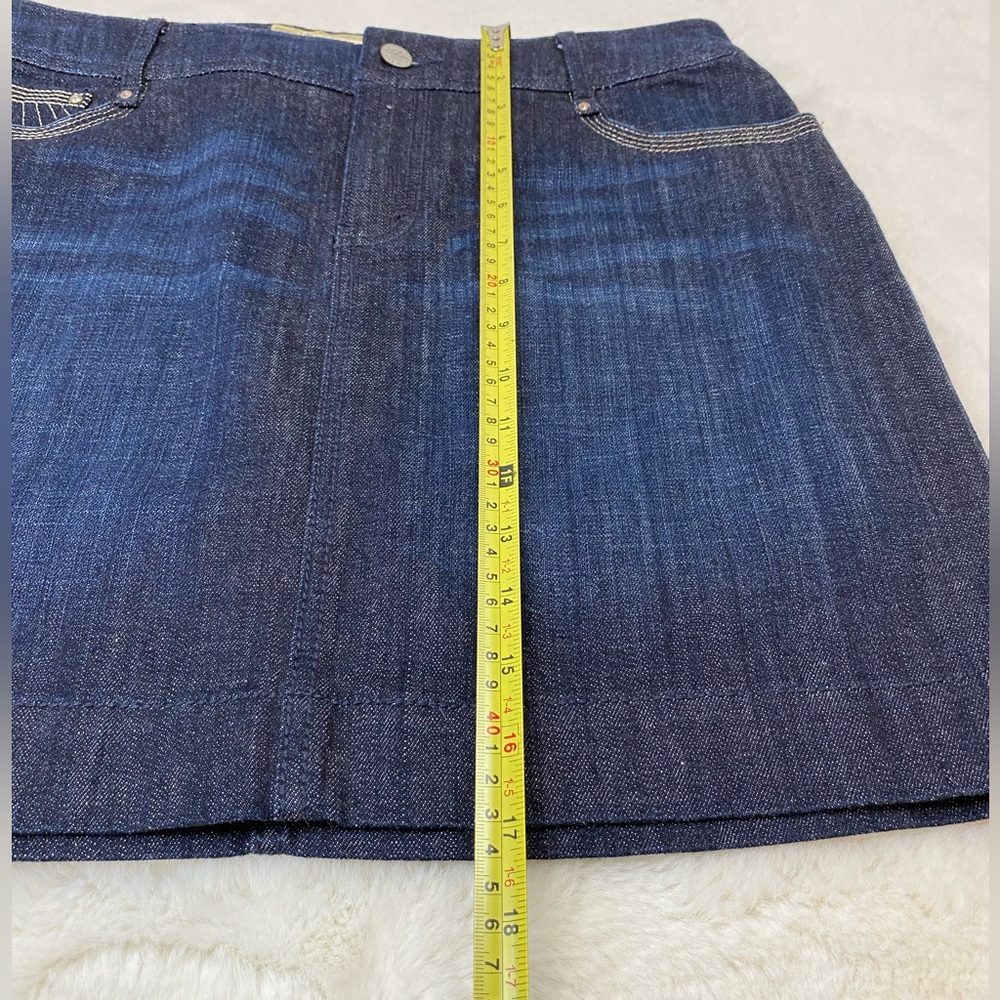 WHITE HOUSE BLACK MARKET BLANC Denim Jean Skirt | Diamond Embellishment | Size 8 - Picture 4 of 11